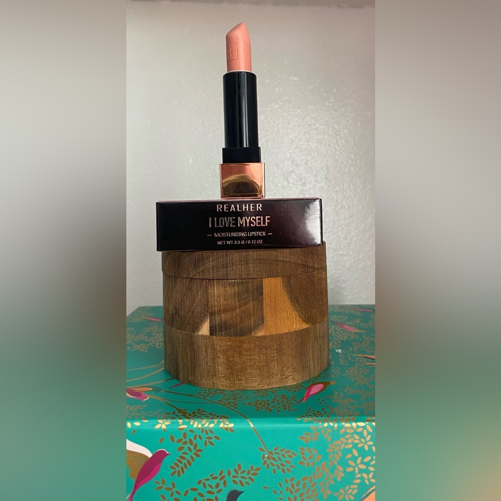 MAC-LANCÔME-REALHER COSMETICS - Picture 2 of 12